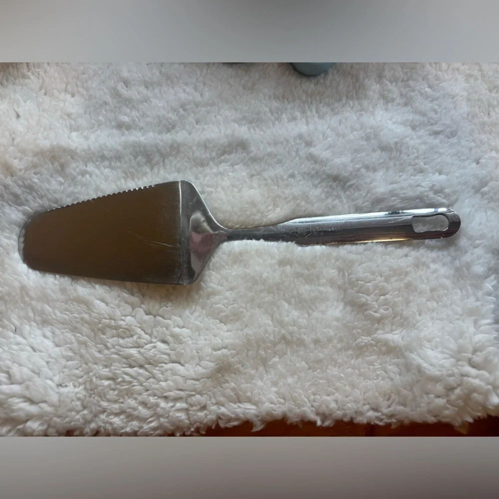 Vintage INOX Stainless Steel Cake Server‎